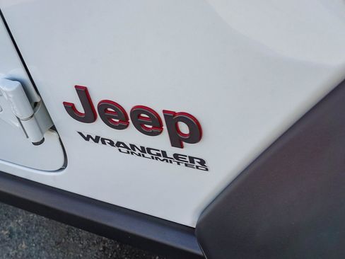 Used 2018 Jeep Wrangler Unlimited Rubicon image 11