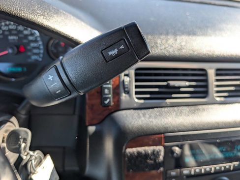 Used 2011 Chevrolet Silverado 2500 LTZ w/ LTZ Plus Package image 22