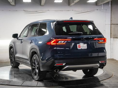 Certified 2025 Toyota Grand Highlander AWD Hybrid image 2
