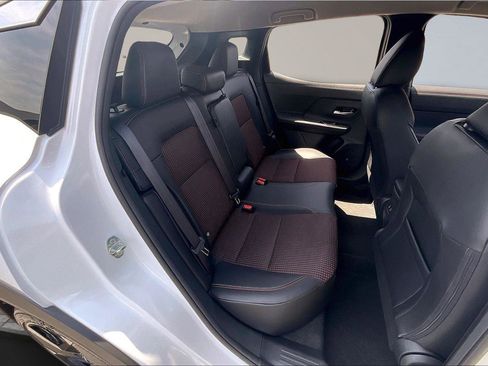 New 2025 Nissan Kicks SR image 9