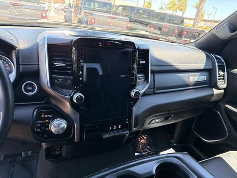 Used 2025 RAM 1500 Laramie AWD/4WD image 18