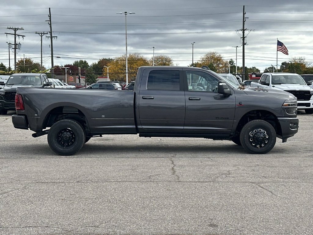 New 2027 RAM 3500 Laramie AWD/4WD image 2