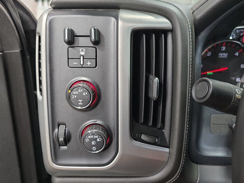 Used 2016 GMC Sierra 1500 SLT w/ SLT Premium Package AWD/4WD image 28