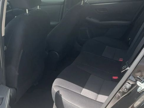 Used 2024 Nissan Sentra SV w/ All-Weather Package image 10