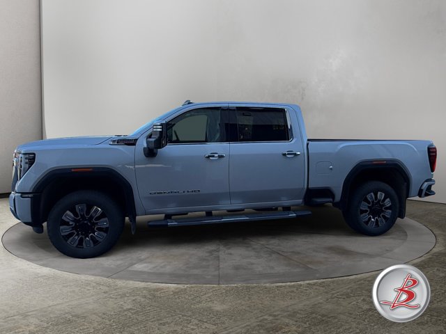 Used 2024 GMC Sierra 2500 Denali w/ Technology Package AWD/4WD image 4