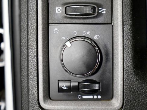 Used 2019 RAM 1500 Tradesman w/ Popular Equipment Group AWD/4WD image 34