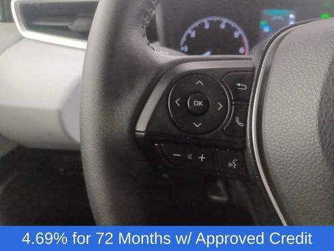 Used 2025 Toyota Corolla SE FWD image 18