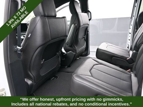 New 2026 Chrysler Voyager LX image 13