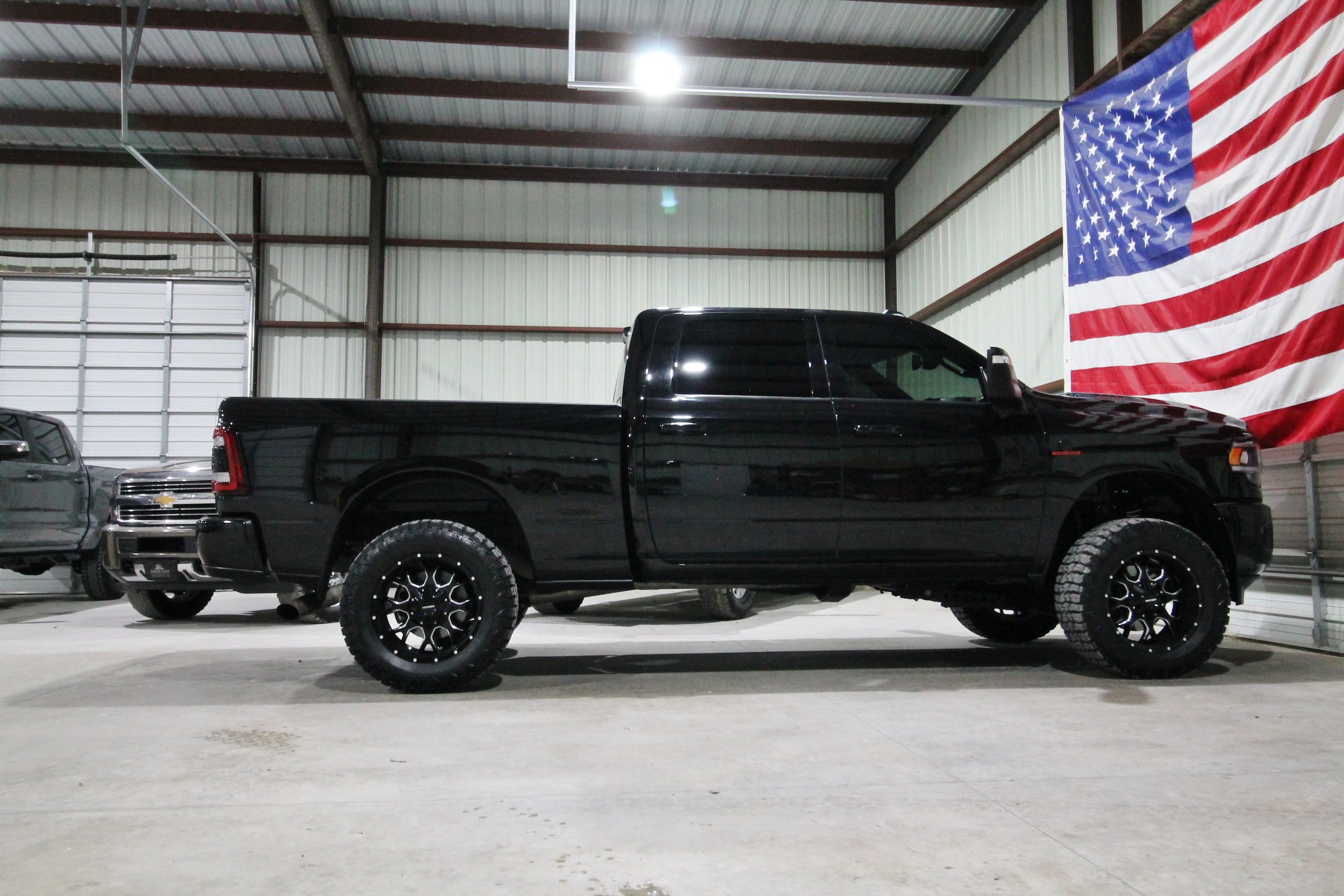 Used 2024 RAM 3500 Laramie w/ Night Edition AWD/4WD image 13