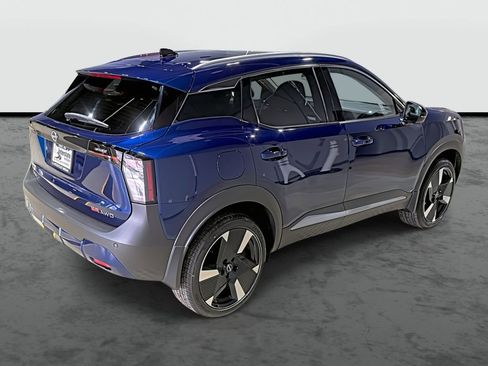 New 2026 Nissan Kicks SR AWD/4WD image 4