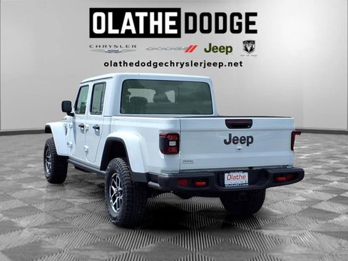 New 2026 Jeep Gladiator Rubicon w/ Steel Power Dome Hood Package AWD/4WD image 3