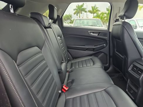 Used 2022 Ford Edge SEL AWD/4WD image 11