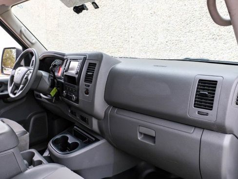 Used 2019 Nissan NV 2500 SV w/ Navigation Package image 10