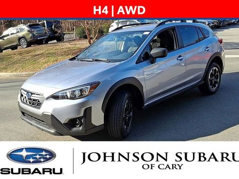 Used 2023 Subaru Crosstrek 2.0i image 4