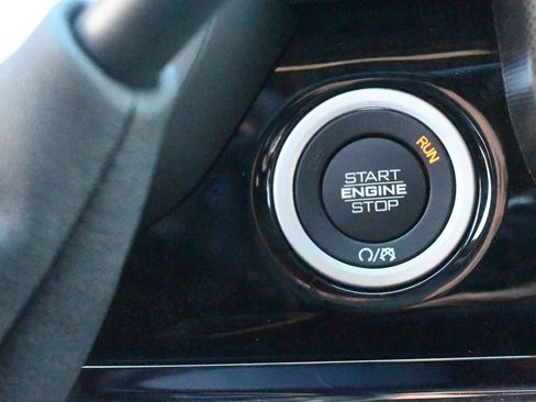 New 2025 RAM 2500 Limited image 27