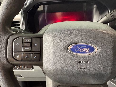 Certified 2023 Ford F250 XLT w/ Black Appearance Package AWD/4WD image 23