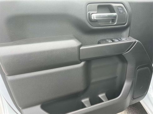 New 2025 GMC Sierra 2500 Pro w/ Convenience Package image 18