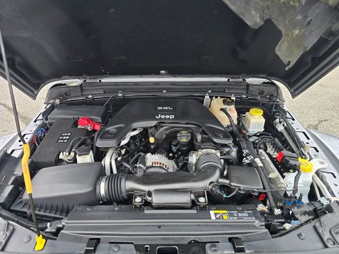 Used 2020 Jeep Gladiator Rubicon image 19