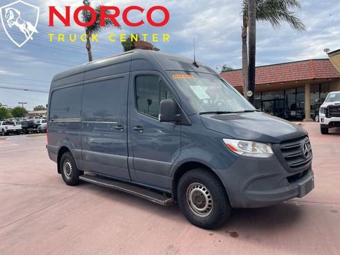 Used 2019 Mercedes-Benz Sprinter 144 image 2