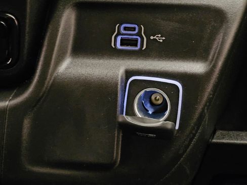 Used 2023 RAM ProMaster 2500 image 25