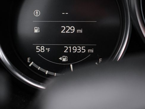 Used 2017 MAZDA MX-5 Miata RF Grand Touring image 21