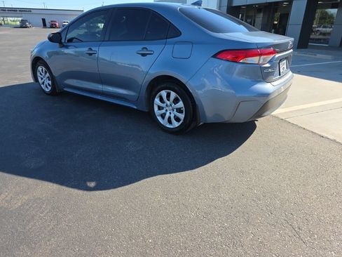 Used 2025 Toyota Corolla LE FWD image 3