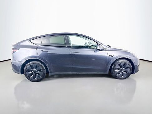 Used 2025 Tesla Model Y Long Range image 4
