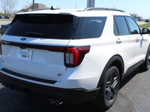 New 2026 Ford Explorer ST w/ Sun And Sound Package AWD/4WD image 8