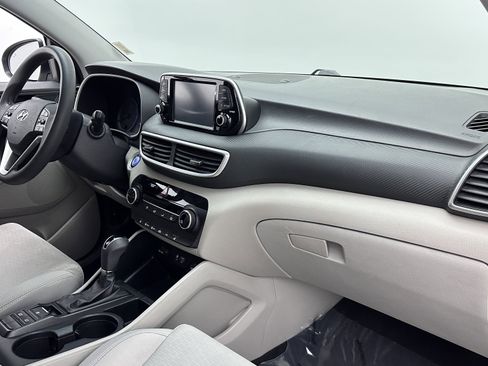 Used 2019 Hyundai Tucson Value FWD image 34