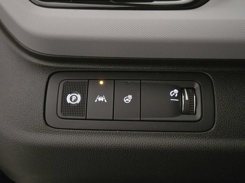New 2027 Chevrolet Bolt LT w/ Comfort Package FWD image 22