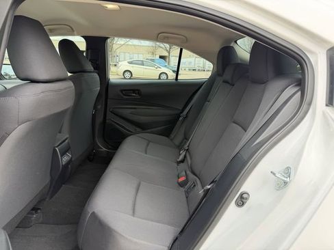 Certified 2025 Toyota Corolla LE image 25