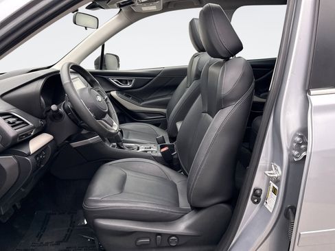 Used 2023 Subaru Forester Limited AWD/4WD image 11