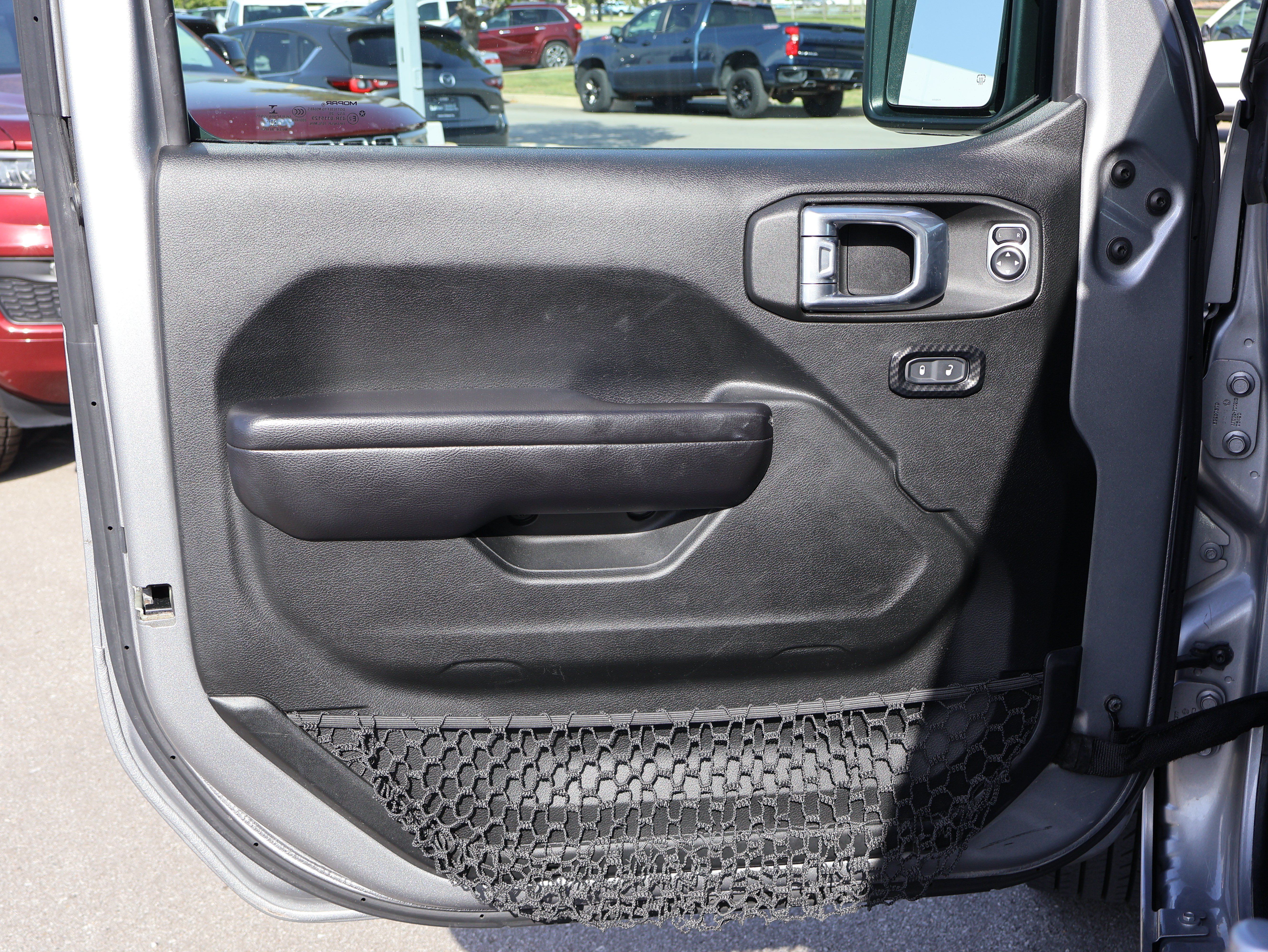 Used 2021 Jeep Wrangler Unlimited Sport AWD/4WD image 25