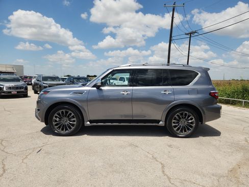 Used 2024 Nissan Armada Platinum w/ Captain's Chairs Package AWD/4WD image 4