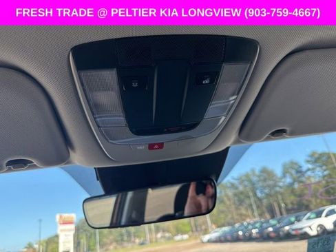 Used 2025 Kia Sorento LX image 13