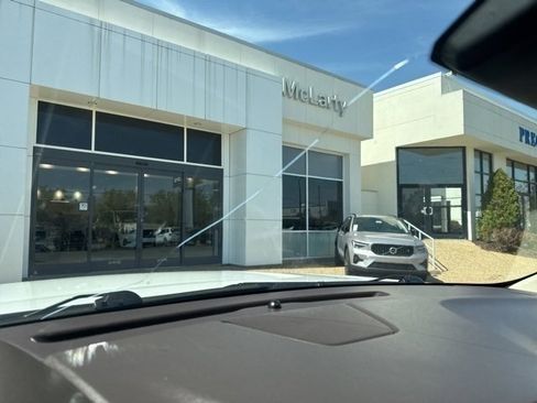 Used 2018 GMC Yukon Denali w/ Denali Ultimate Package image 12