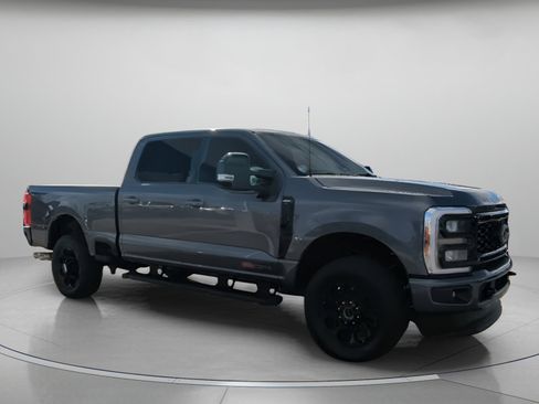 New 2026 Ford F250 Lariat w/ Black Appearance Package AWD/4WD image 39