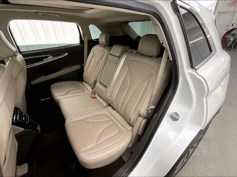 Used 2022 Lincoln Nautilus Reserve w/ Equipment Group 201A AWD/4WD image 20