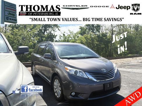 Used 2016 Toyota Sienna XLE w/ XLE Navigation Package AWD/4WD image 1