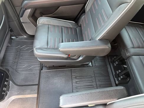 Used 2026 GMC Yukon AT4 Ultimate AWD/4WD image 58