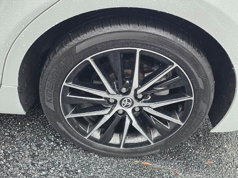 Used 2024 Toyota Camry SE image 8