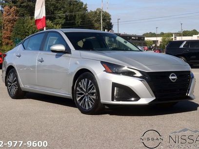 New 2025 Nissan Altima 2.5 SV