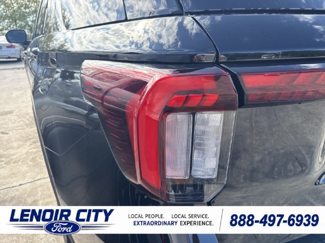 New 2027 Ford Explorer ST-Line RWD image 6