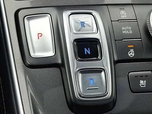 Used 2022 Hyundai Santa Fe Calligraphy w/ Winter Weather Package image 15