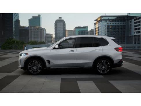 New 2026 BMW X5 sDrive40i w/ Climate Comfort Package image 4