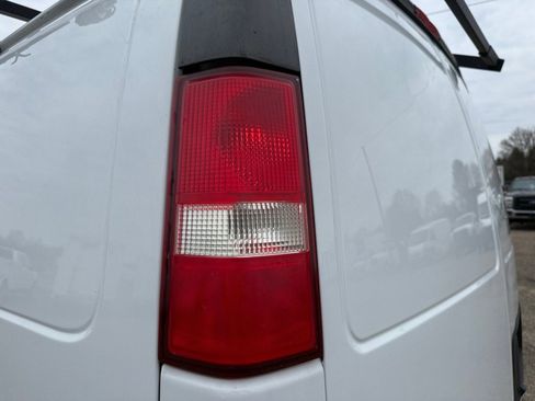 Used 2019 Chevrolet Express 2500 w/ Driver Convenience Package image 33