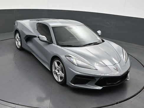 Used 2025 Chevrolet Corvette Stingray Coupe w/ 1LT RWD image 21