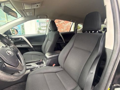 Used 2016 Toyota RAV4 LE AWD/4WD image 12