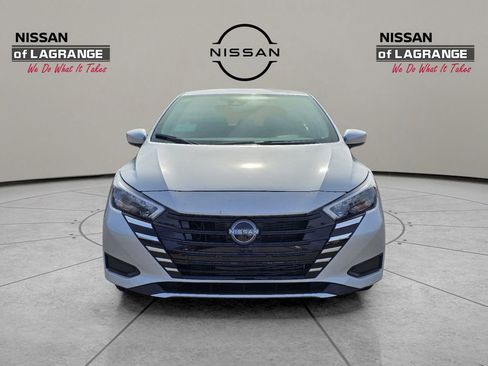 New 2025 Nissan Versa SV w/ Trunk Package image 2