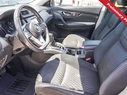 Used 2018 Nissan Rogue SV w/ Premium Package AWD/4WD image 14